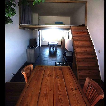 Appartamento Loft mezzanine verrière avec vue Saint-Denis Esterno foto